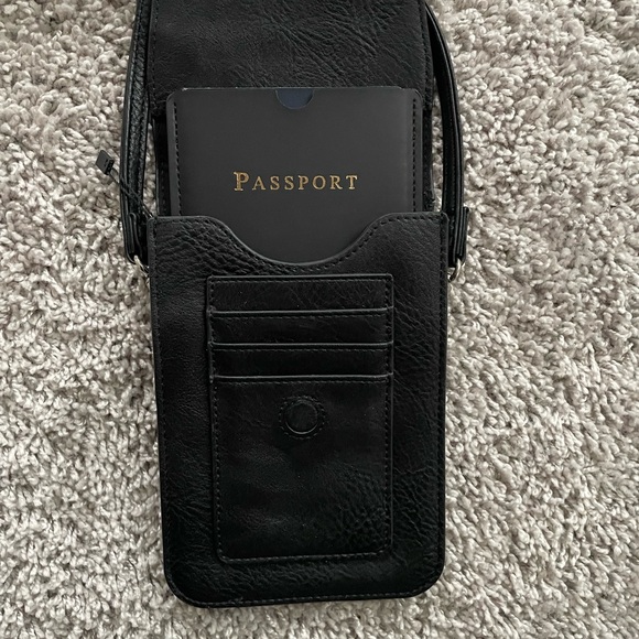 K.Carroll Harper Secure Crossbody & Cell Phone Leather Bag W/Wallet RFID Secure - Picture 16 of 17